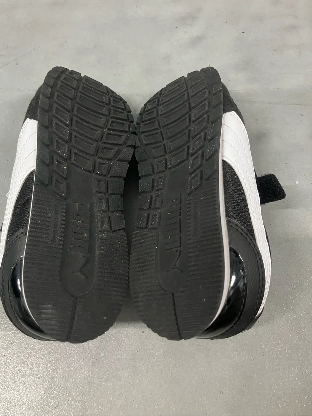 PUMA Kids ST Runner v4 Nylon Sneakers
